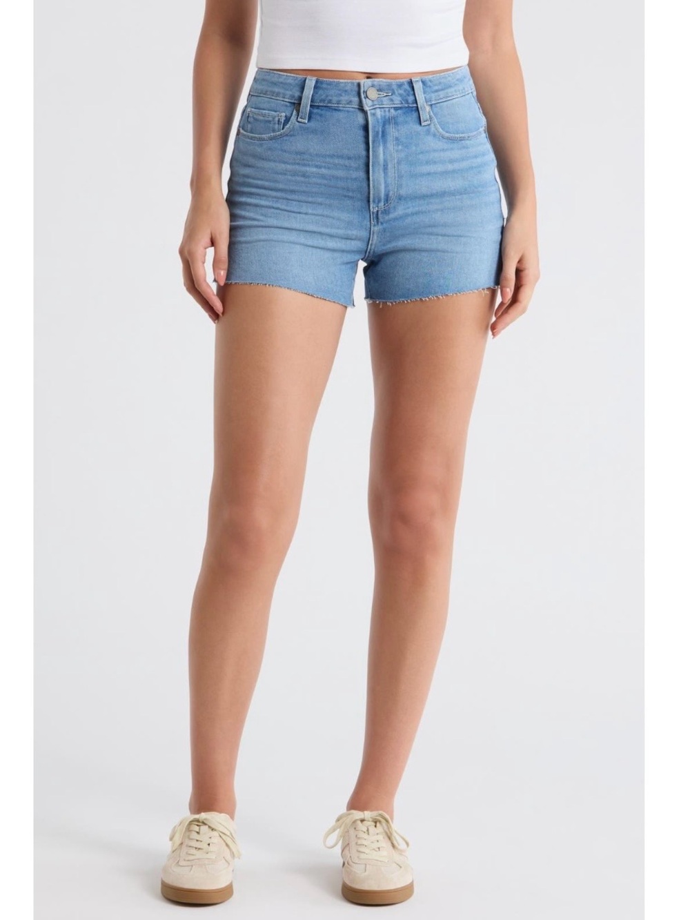 Paige Margot Denim Shorts in Novalie Size 28 - Picture 2 of 4
